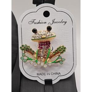 Christmas Brooche Pin for Women - Green Frog - NEW